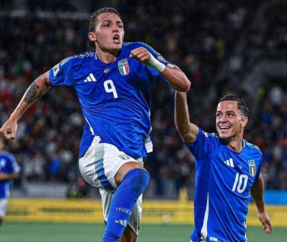 开云官方app入口-竞技之夜：意大利队在欧预赛比赛中奋力反击，晋级强