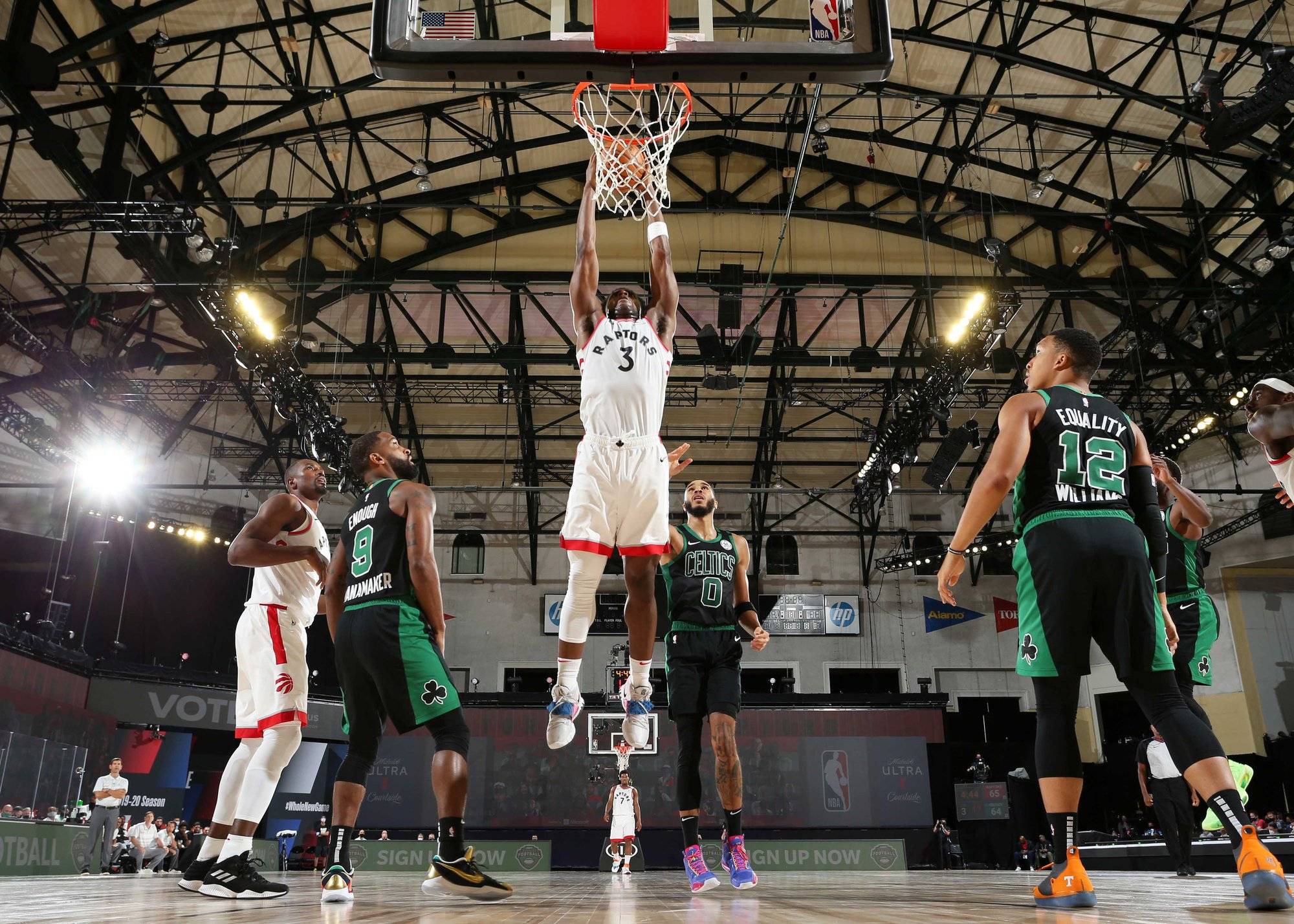 热火外线手感火热，轻松取胜对手的简单介绍