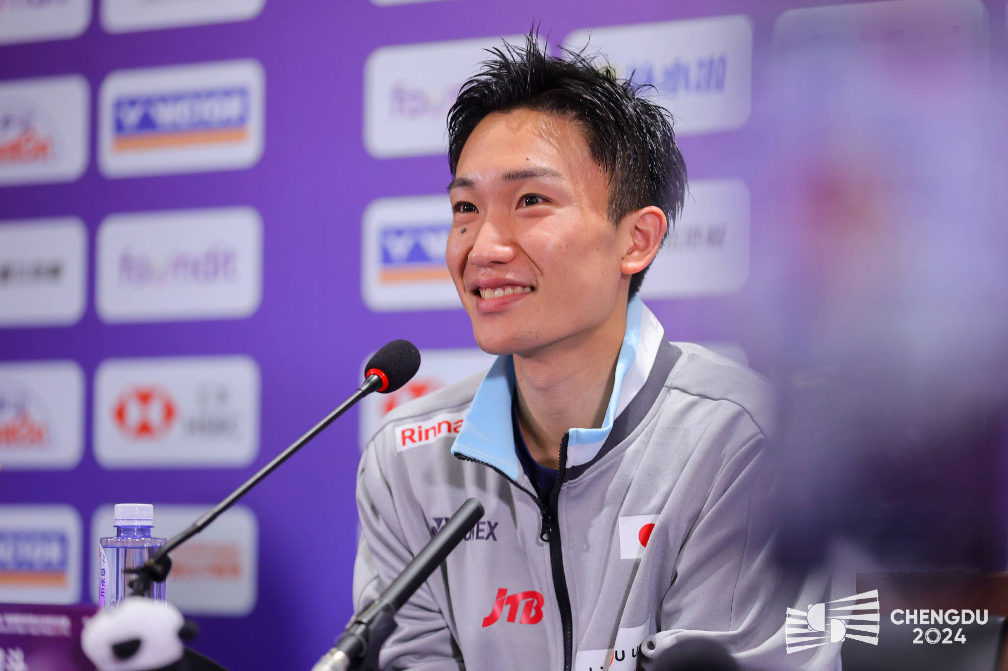 英格兰羽毛球队险胜丹麦羽毛球队，桃田贤斗绝境逆转的简单介绍