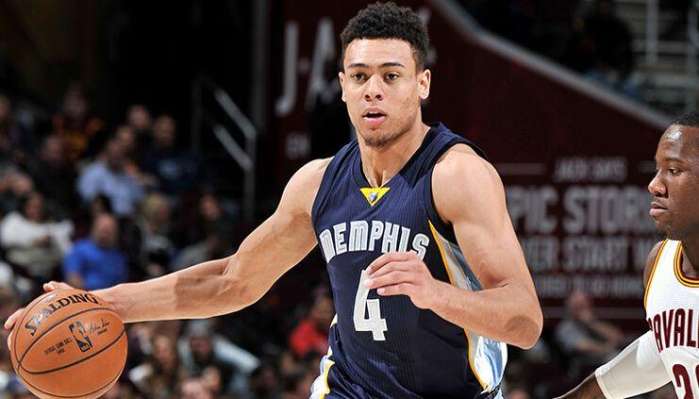 包含灰熊队老将在场上展现智慧以胜利收官的词条 包含灰熊队老将在场上展现智慧以胜利收官的词条