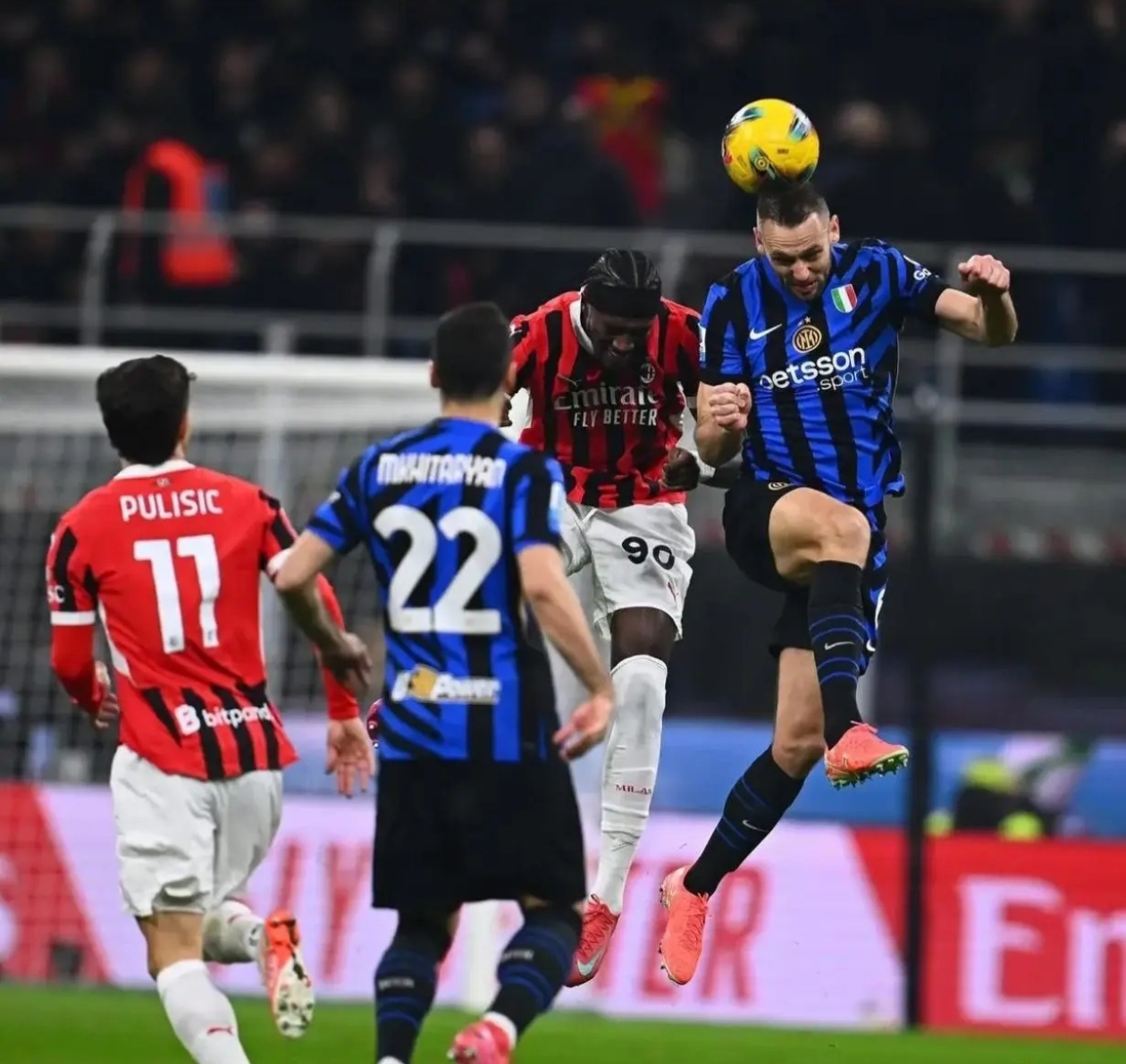 包含丹麦险胜皇马,阿尔瓦雷斯一己之力扛起全队的词条 包含丹麦险胜皇马,阿尔瓦雷斯一己之力扛起全队的词条