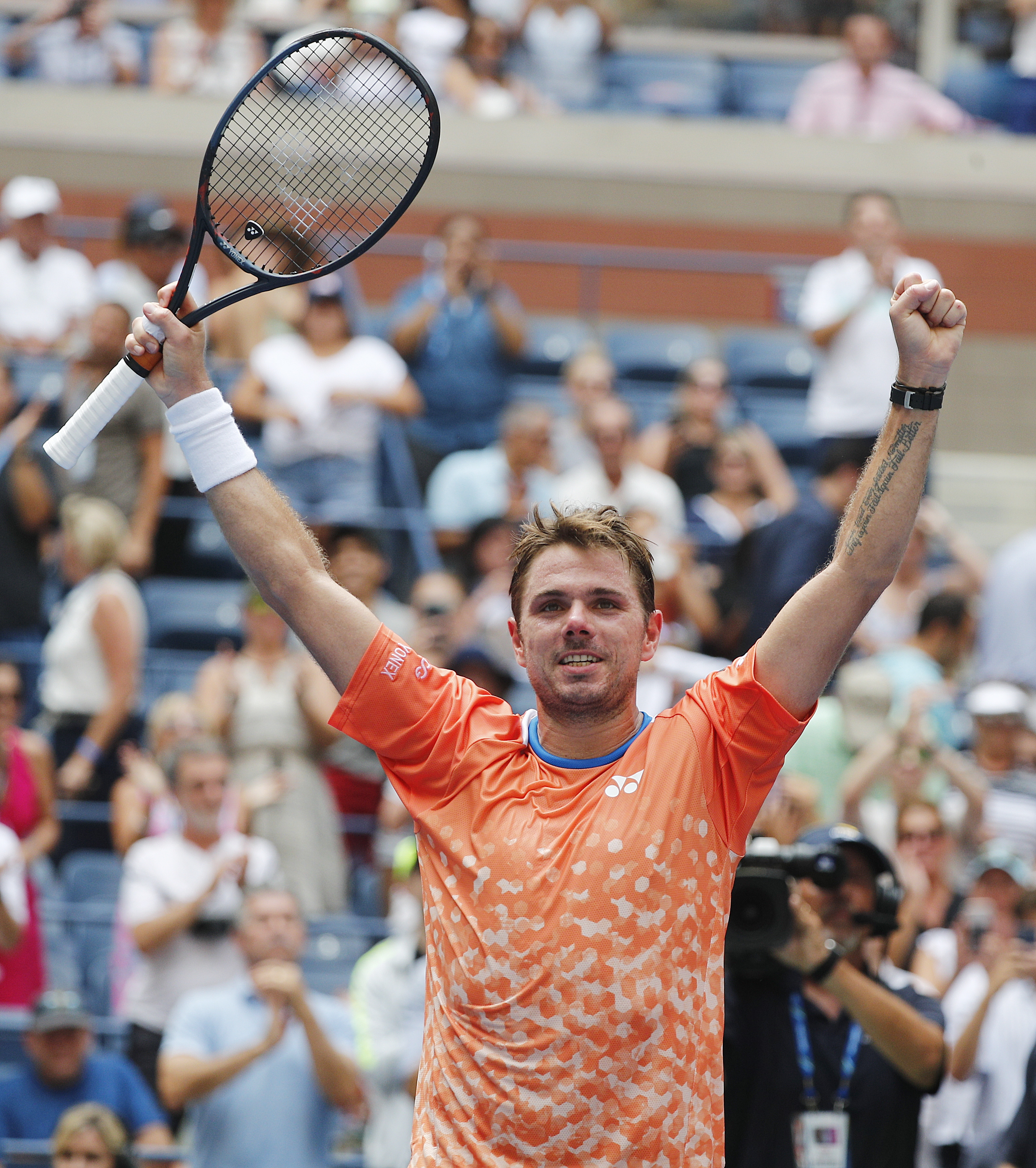 法国网球队横扫世界网球队,瓦林卡送出助攻 法国网球队横扫世界网球队,瓦林卡送出助攻