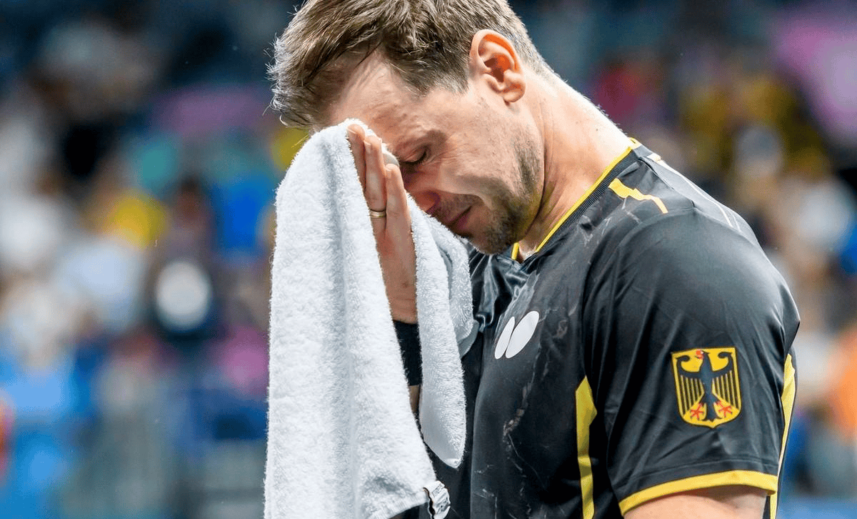 波兰乒乓球队横扫中国乒乓球队,波尔统治全场的简单介绍 波兰乒乓球队横扫中国乒乓球队,波尔统治全场的简单介绍