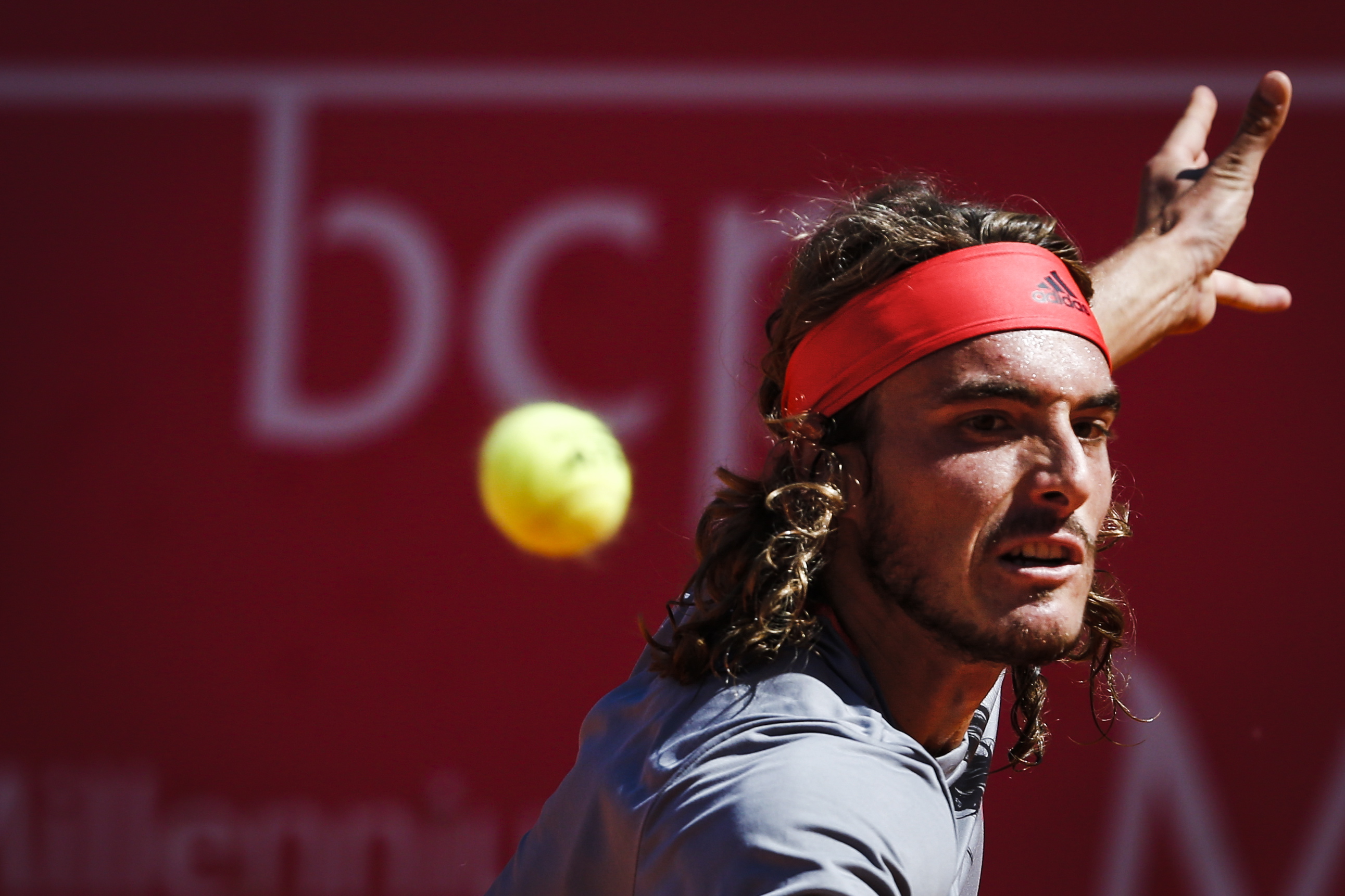 欧洲网球队强势西班牙网球队,西西帕斯打破历史纪录的简单介绍 欧洲网球队强势西班牙网球队,西西帕斯打破历史纪录的简单介绍