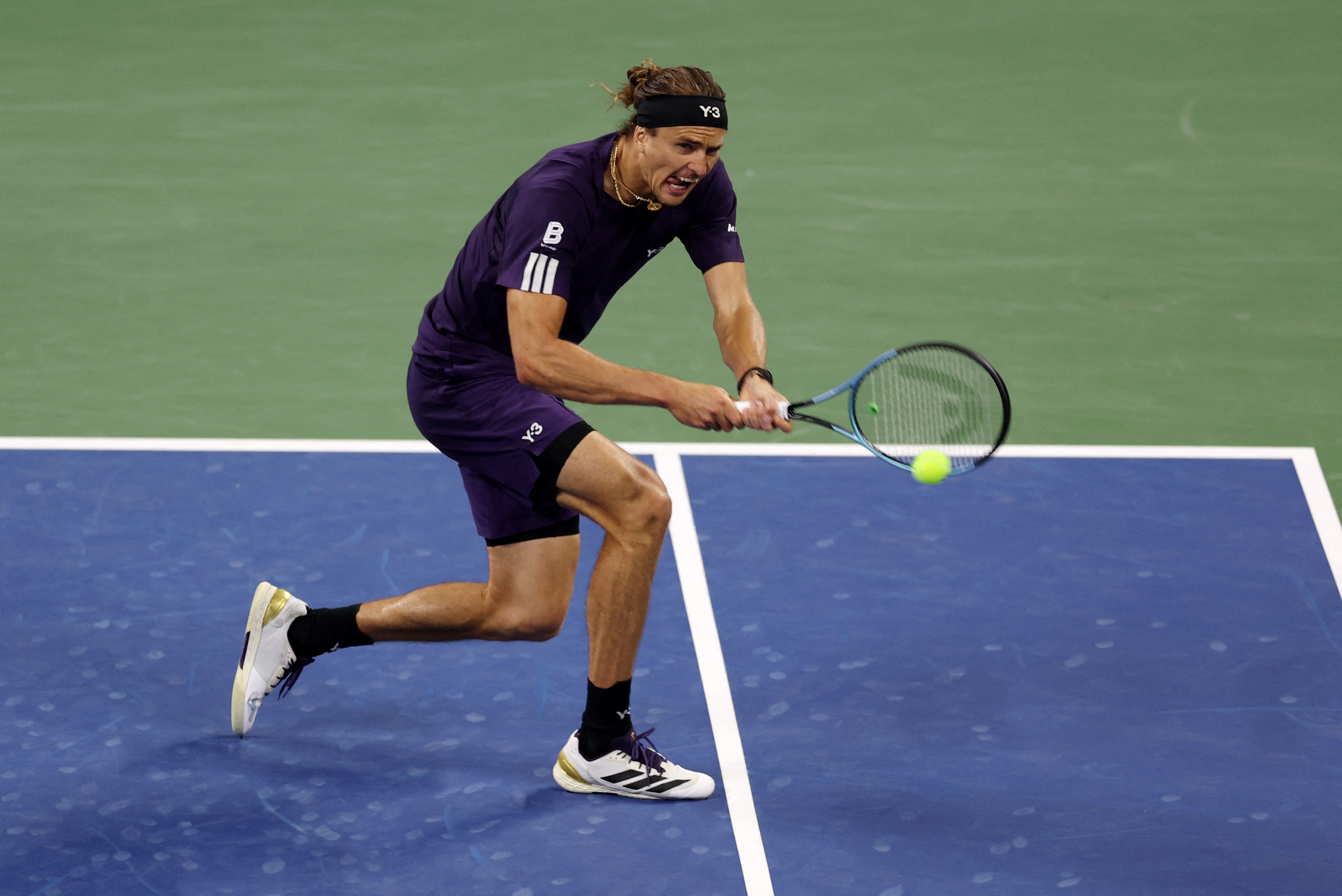 蒙特卡洛大师赛险胜美网，兹维列夫刷新纪录的简单介绍