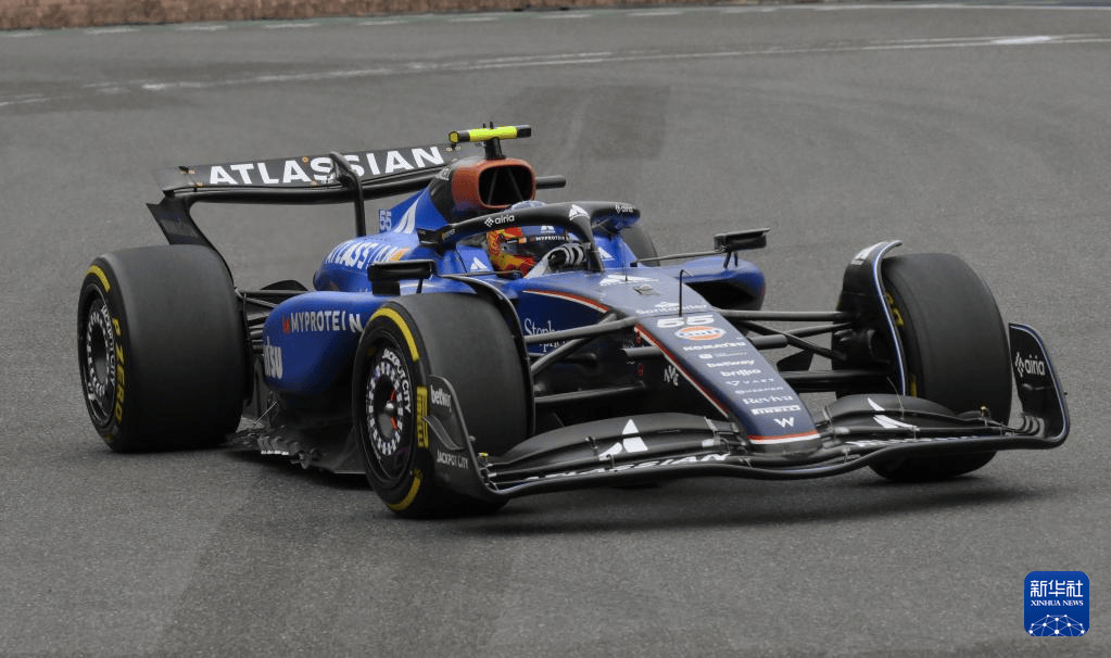 威廉姆斯险胜红牛车队，拉塞尔关键制胜的简单介绍