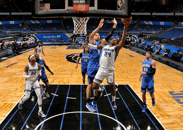 北京队完胜国王，武切维奇高光表现的简单介绍