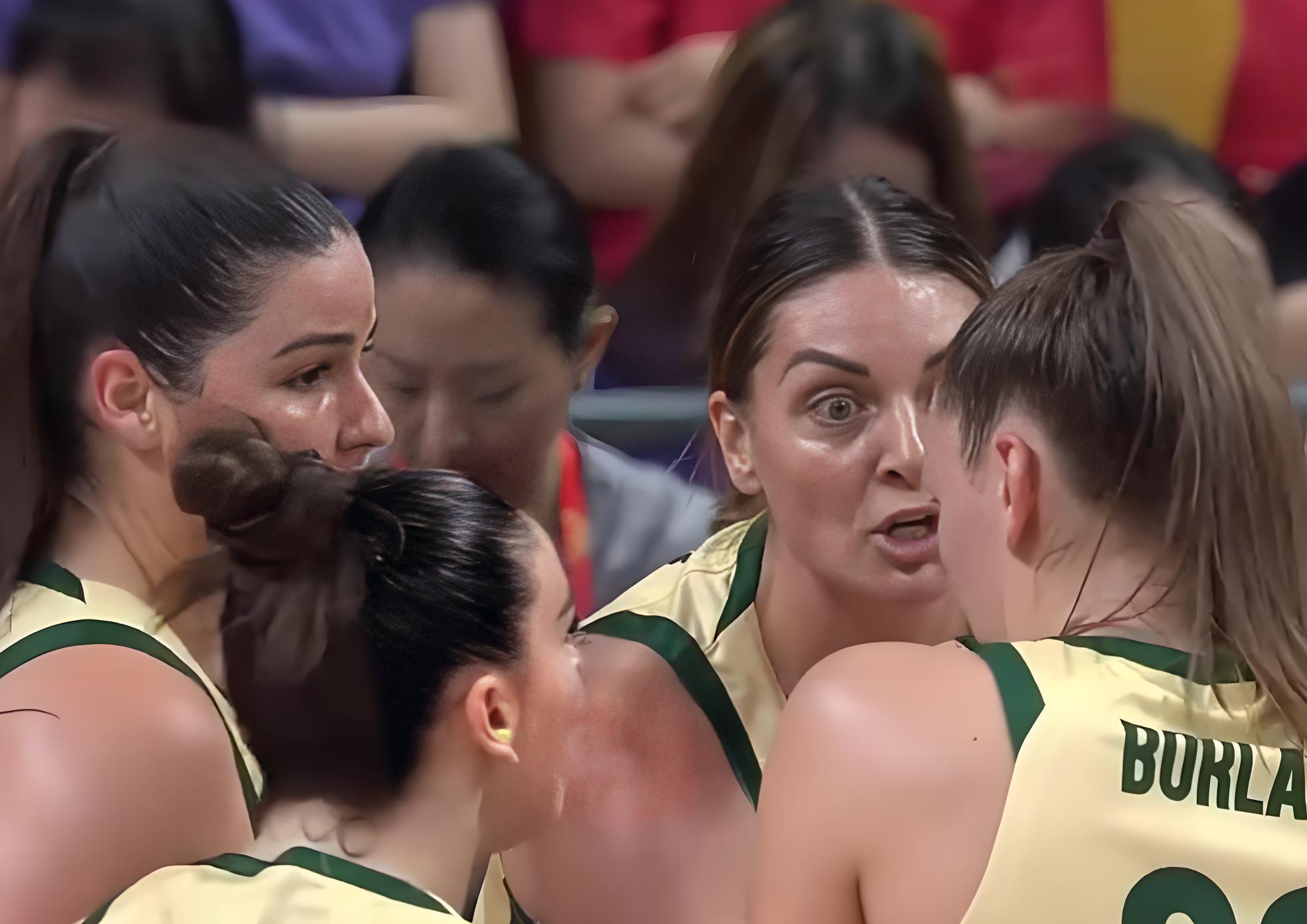 澳洲球队备战决赛,主教练力挺球员信心的简单介绍 澳洲球队备战决赛,主教练力挺球员信心的简单介绍