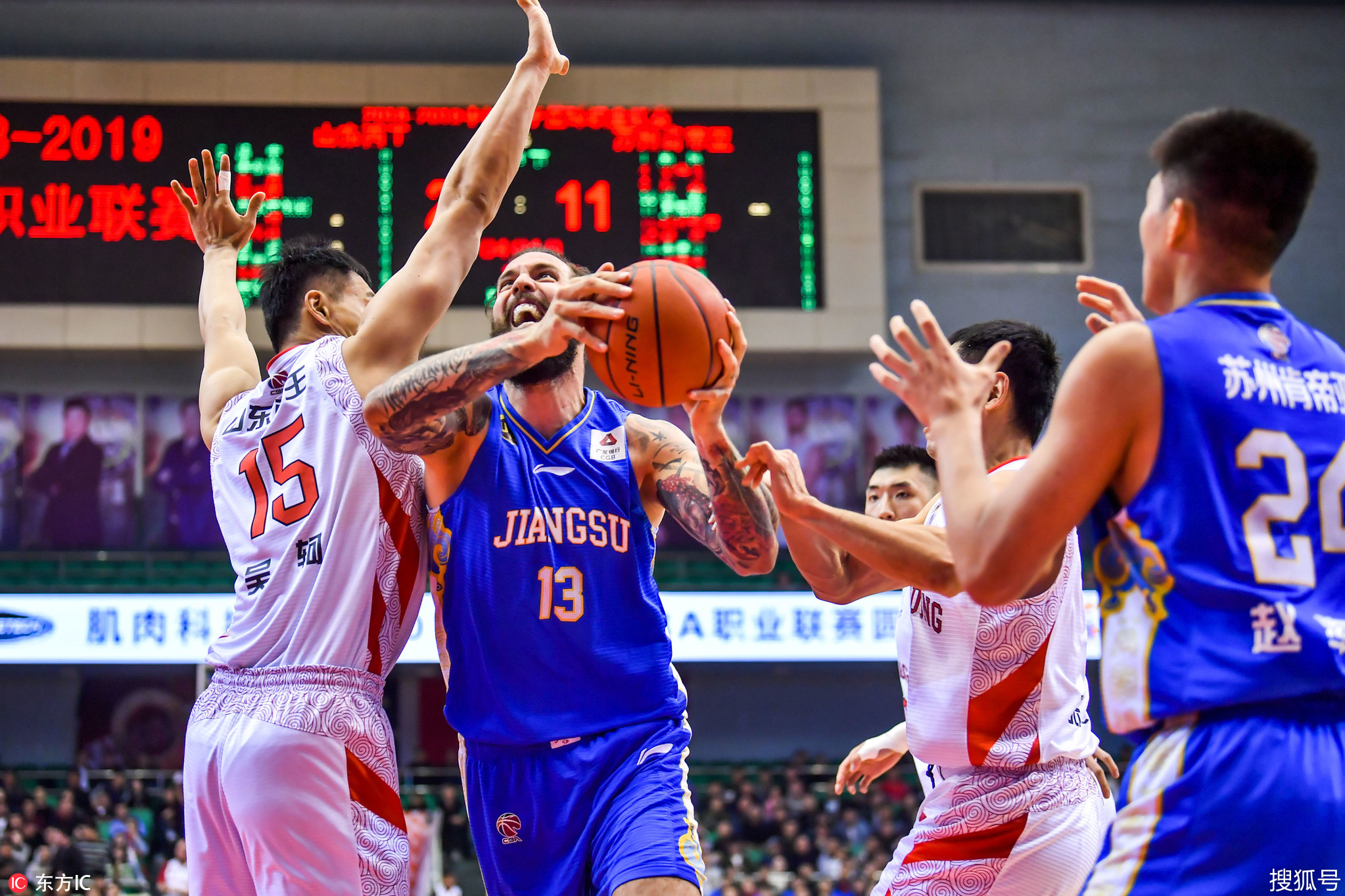 江苏队胜山东队，系列赛开门红