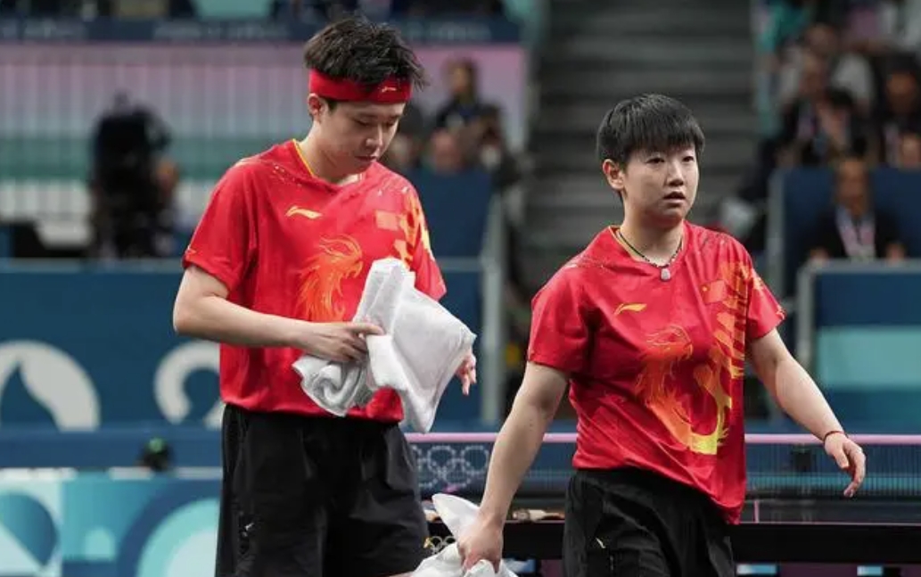 黄绿军团在比赛中连获胜利，挺进半决赛