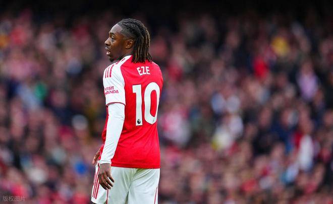 阿森纳逆转曼联，取得关键胜利