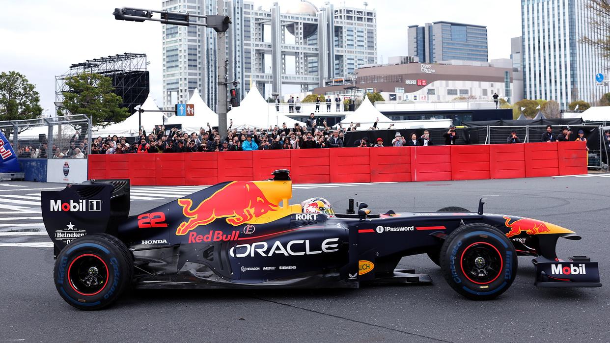 威廉姆斯绝杀红牛车队，阿隆索惊艳四座的简单介绍