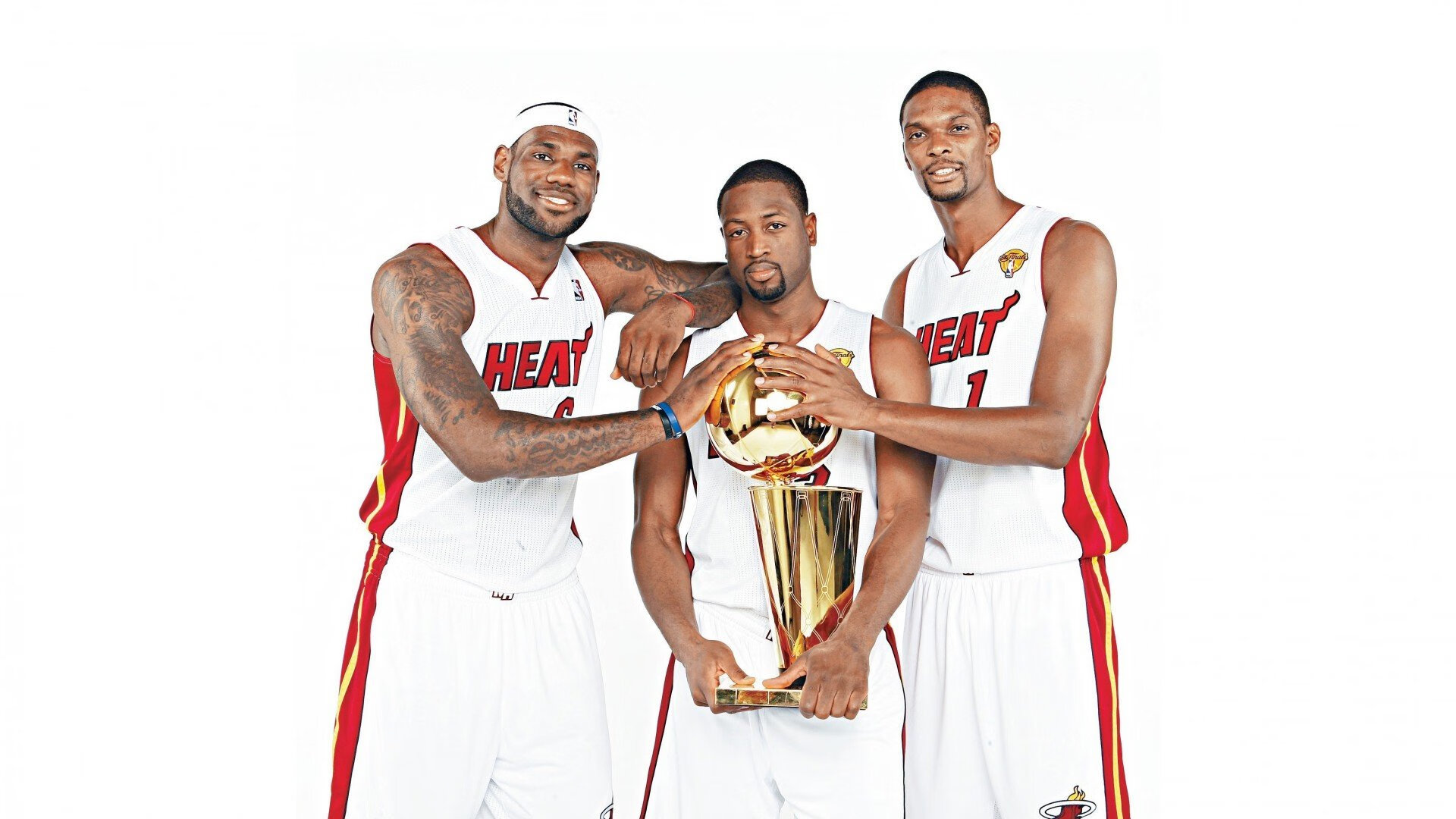 逆转戈壁滩，新疆队翻盘太阳，利拉德式领袖精神闪耀赛场